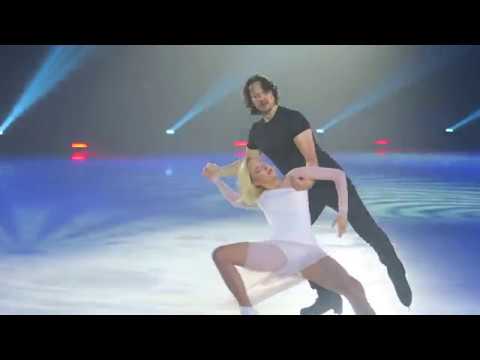 Видео: Домнина-Шабалин, танец под трек Наргиз и Максима Фадеева «С любимыми не расставайтесь»