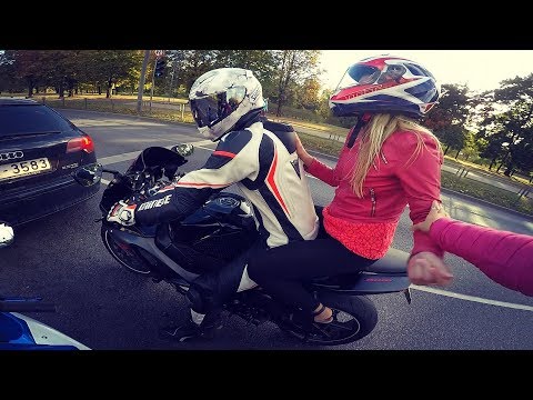 Видео: ВЕСЕЛО КАТАЕМ  ДЕВУШЕК НА СПОРТБАЙКЕ.СИТУАЦИИ на ДОРОГЕ!