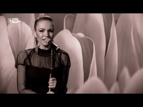 Видео: Лале ли си, зюмбюл ли си (live) - Невена Цонева / Lale Li Si, Zyumbyul Li Si (live) - Nevena Tsoneva