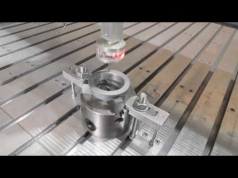 Видео: Нахождение центра отверстия с помощью ЧПУ щупа на вращающейся штанге