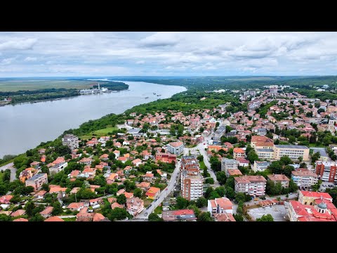 Видео: Гр.Свищов - общината, читалището, университета и митницата заснемане с дрон в 4К, 60fps