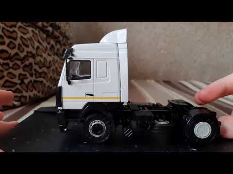 Видео: Обзор масштабной модели седельного тягача МАЗ 5440 от производителя Автоистория.