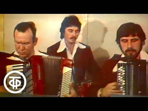 Видео: О технологии изготовления баянов на Тульской фабрике "Мелодия". Голоса народных инструментов (1980)