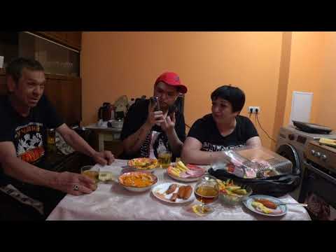 Видео: Празднование маменого дня рождение! Исполняется 56 лет маме! Застолье пьянка гулянка!