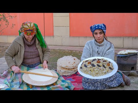 Видео: Традиционный азербайджанский лаваш и вкусный салат из чернослива
