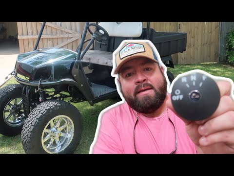 Видео: Как установить ключевой переключатель EZGO RXV на любой гольф-кар | Комбинированный ключ/переключ...