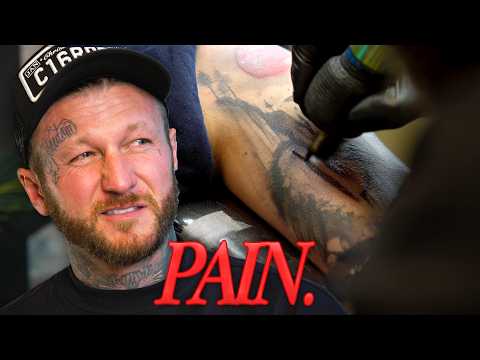 Видео: Объяснение боли от татуировки (и насколько это больно?)