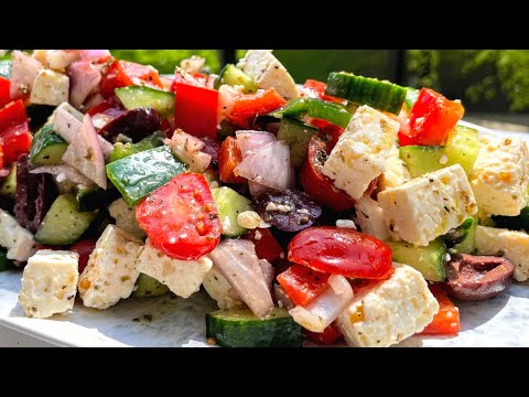 Видео: Простой Рецепт Салата. Греческий салат с потрясающей заправкой. Вкусный салат на каждый день.