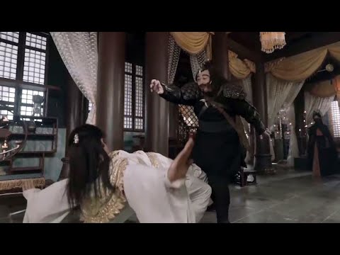 Видео: Даже если бы он сделал трюк, он не мог сравниться с Дуань Юем, поэтому он преклонил колени перед уче