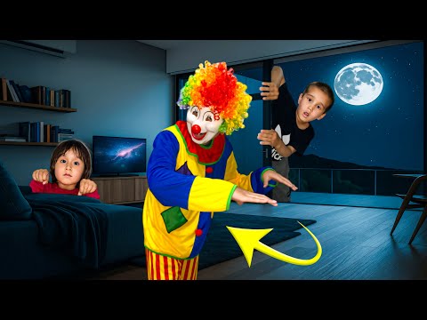 Видео: КЛОУННАН ҚАРАҢҒЫ ҮЙДЕ ТЫҒЫЛДЫҚ🤡МАТЖАН МЕН АЙЫМДЫ ҰСТАП АЛДЫ😱