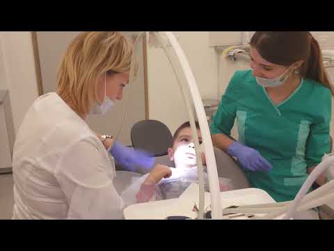 Видео: У стоматолога (5 лет)