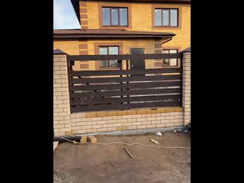 Видео: Забор из дпк доски под ключ