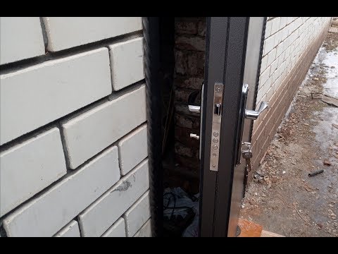 Видео: Самодельная дверь с терморазрывом из профильной трубы. Финал.