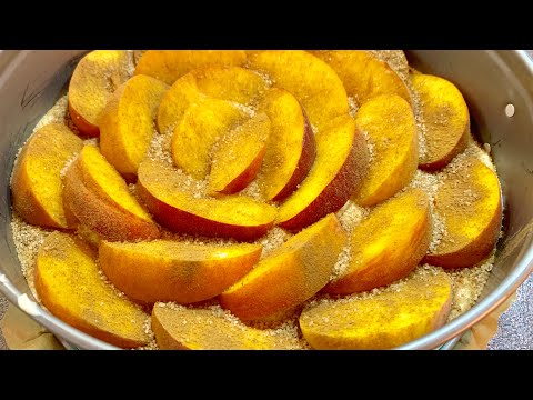 Видео: Сладкиш с праскови - много лесна рецепта, а се получава толкова вкусен сладкиш, че един не стига !