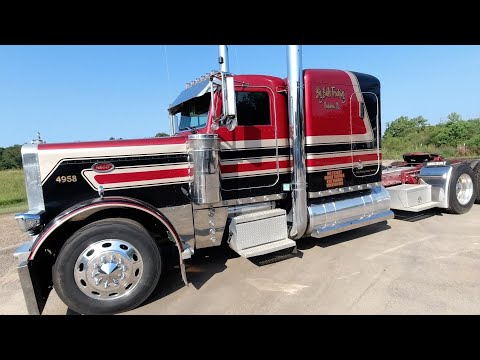 Видео: 1990 379 Peterbilt. Двигатель CAT 950 л.с. Это выставочный грузовик?