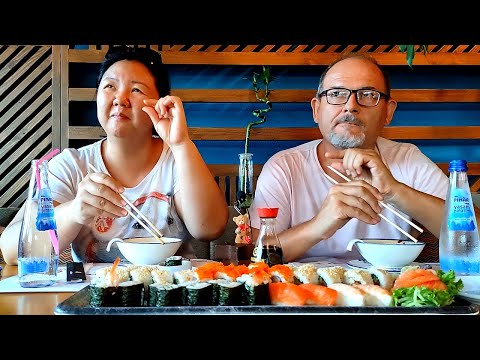 Видео: МУКБАНГ Роллы СУШИ и Сашими в ТУРЦИИ - ВПЕРВЫЕ! Огромный Сет! Суши бар в МЕРСИН!
