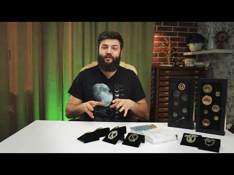 Видео: Коллекция редких знаков на аукционе! За что и кому давали?