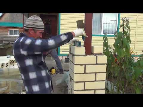 Видео: Столбики для забора кирпичные
