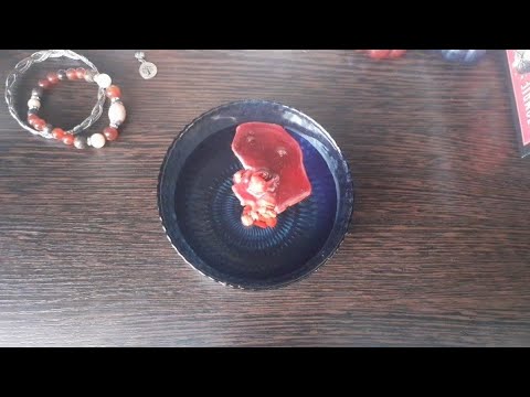 Видео: ❗❤ЧТО ПОВЕДАЛА ОТЛИВКА О ВАШЕЙ ЛИЧНОЙ ЖИЗНИ❤⁉️ГАДАНИЕ НА ВОСКЕ🕯🪔