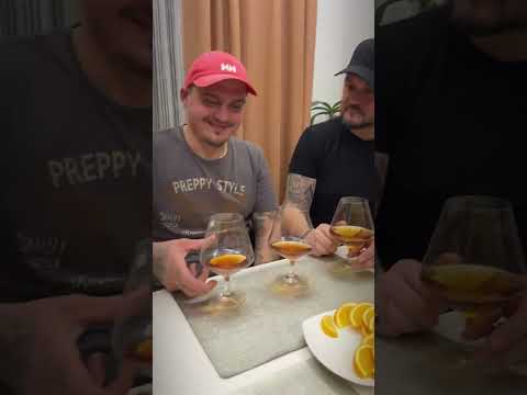 Видео: Экстрактор Сокслета от компании Доктор Губер. Готовим коньяк за 2 часа