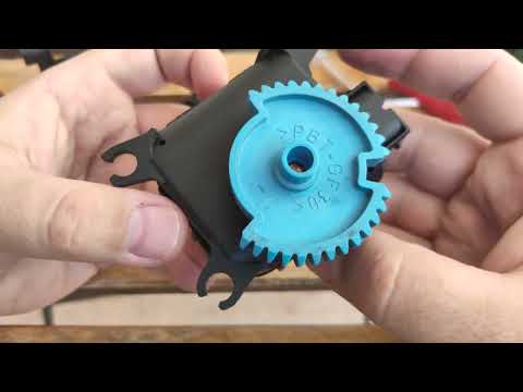 Видео: Ремонт двигателя заслонки рециркуляции воздуха V154 или V68 VW Polo 9N Mk4