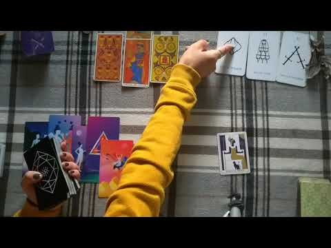 Видео: 🔥 ЧТО У НЕГО КО МНЕ, А ЧТО К СОПЕРНИЦЕ? Онлайн гадание таро