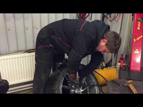 Видео: Низкопрофильные шины на диски Vossen.