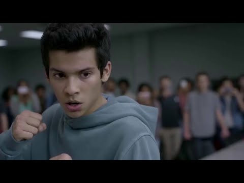 Видео: Мигель заступился за Саманту.Кобра Кай | Miguel stood up for Samantha.The Cobra Kai