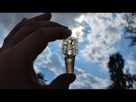 Видео: Поиск на месте старинного дома. У нас была тактика и мы её придерживались.