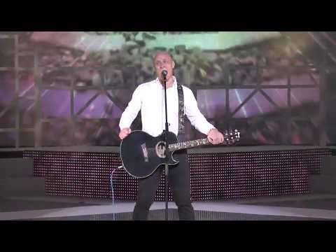 Видео: "Я возвращаюсь домой"(Д.Майданов в Витебске)