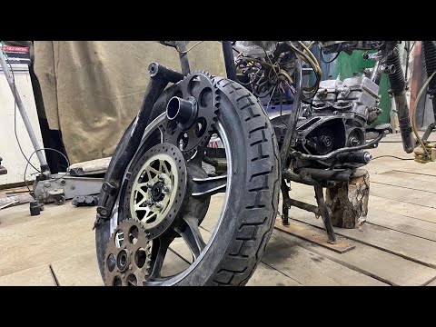 Видео: МОТО ИЖ. Доработка задних дисковых тормозов, новая резина, кривая ведомая звездочка, кривой маятник.