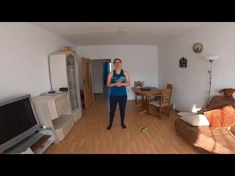 Видео: Разминка-тренировка за 12 минут: руки, ноги, энергия. #разминка  #трицепс #приседания #отжимания