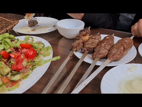 Видео: Узбекистан!!! САМЫЙ ВКУСНЫЙ ШАШЛЫК!  номер 1 в Самарканде! ЭТО СТОИТ УВИДЕТЬ!!!!!