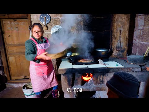 Видео: От вонючий до пикантного: шокирующий секретный ингредиент в традиционной китайской кулинарии