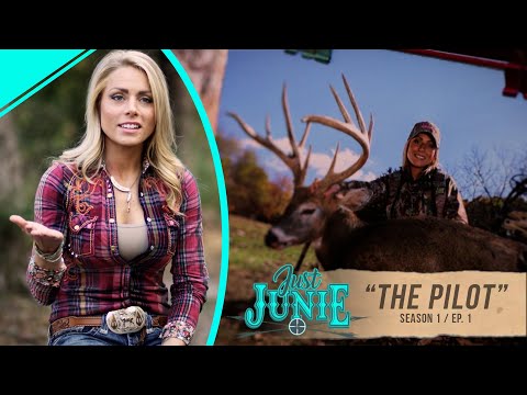 Видео: Просто Джуни, сезон 1, серия 1: Из дома на охоту | Охота на кабанов и пенсильванского белохвостог...