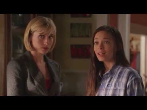 Видео: Кларк Кент и Лана Лэнг землетрясения