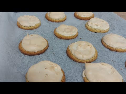 Видео: 🍪 Мак қосылған печенье 🤍 Хрустящий меренгамен🍪