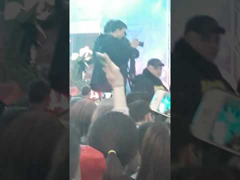 Видео: Егор Крид в Новосибирске ТРЦ АУРА (22.04.17)