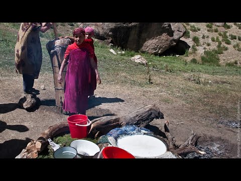 Видео: ГОРНЫЙ Кишлак из которого НЕЛЬЗЯ выбраться 10 месяцев в году!!!Узбекистан!!!15 км на носилках!!!