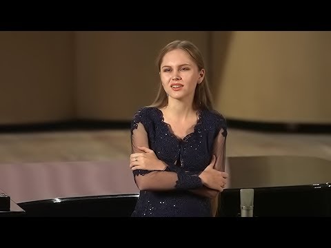 Видео: СВИРИДОВ Русская песня - Екатерина Савинкова / SVIRIDOV Russian song - Ekaterina Savinkova