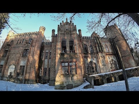 Видео: Здесь держали психически больных людей. Жуткий заброшенный замок с призраками