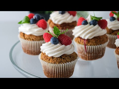 Видео: Маффины Фисташка-Малина часть 2 (Веганский рецепт)