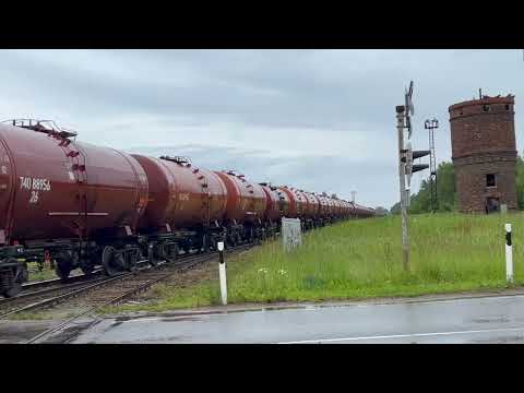 Видео: Тепловоз ТЭМ-ТМХ 023 в промзоне VKG Кохтла-Ярве/ TEM-TMH 023 in VKG industrial area in Kohtla-Järve