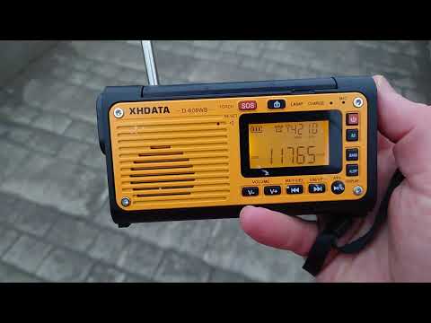 Видео: XHDATA D-608WB первый уличный тест