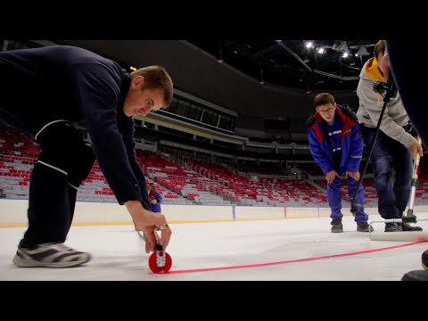 Видео: То, чего вы не знали: как делается лед в ДС "Большой"