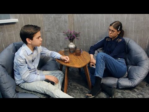 Видео: Музыка - моя повседневная жизнь. (интервью с юным пианистом Андреем Гончаровым)