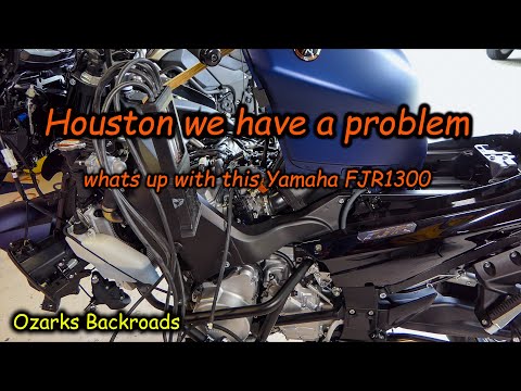 Видео: Хьюстон У нас возникла проблема.... Первое обслуживание Yamaha FJR1300 2018 года и неполадки....