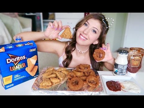 Видео: Чипсы Doritos с сыром Cool Ranch и луковыми кольцами! Mukbang Eating Show | MEESH LA