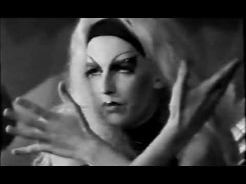 Видео: Мужчины - Травести-шоу "Райские птицы"