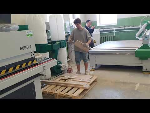 Видео: Раскрой ДСП на ЧПУ, кромление, сверление отверстий в торец в одном видео.